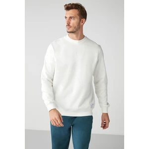 Travis Beyaz Renk Bisiklet Yaka Sweatshirt Xxl