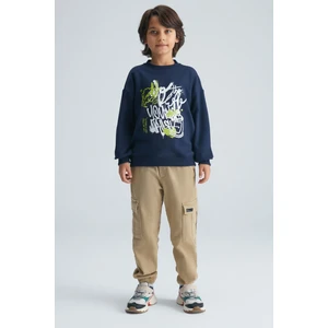 REMCO Erkek Çocuk Nakışlı Yuvarlak Yaka Lacivert Sweatshirt