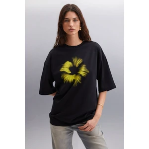 Saoırse Pamuk T-Shirt Siyah T-Shirt