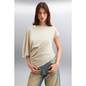 Katie Asimetrik Relaxed Kesim kısa Kollu Bisiklet Yaka Gri T-Shirt