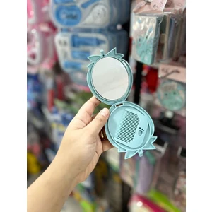 Çilek Figürlü Taşınabilir Makyaj Aynası Çanta Aynası ve Taraklı Cep Aynası Kapaklı