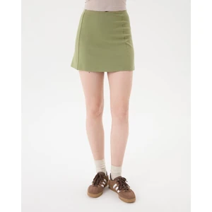 Ayma Active Kadın Açık Yeşil Şortlu Çan Etek - EcoVero™ Viskoz, Bel Lastikli, Dar Çan Kesim, İç Şort Katmanlı Günlük ve Spor Mini Etek