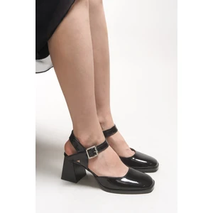 Aelliania Kadın Topuklu Ayakkabı Orta Topuklu Şık Tasarım Siyah Renk