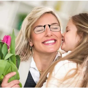 2.50 Numaralı Burun Üstü O Kuma Gözlüğü Kulaklıksız Gözlük Pratik Anahtarlıklı Sustalı Şipşak Gözlük