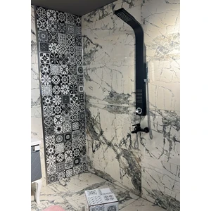 Batarya Üstü Siyah Robot Duş Sistemi