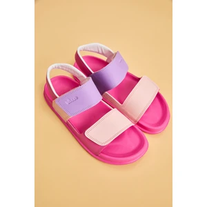 321.B23Y.252 Krixi Fuşya Kız Bebek Sandalet