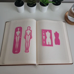 Karmelom Studio Moda Tasarım Çizim Boyama Şablon Pembe Cetvel Set
