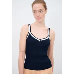 Kontrast İp Askılı Triko Bluz