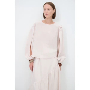 Kolları Büzgü Detaylı Bluz