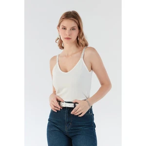 Fitilli Askıları Taş Detaylı V Yaka Bluz