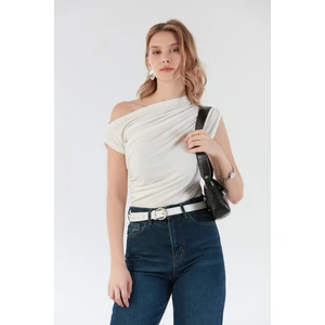 Tek Omuz Yanları Büzgülü Bluz