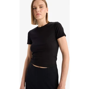 Slim Fit Dar Kesim Bisiklet Yaka Basic Düz Kısa Kollu Siyah Tişört F3535AX25SM