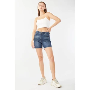 Banny Jeans Kadın Paçası Kesik Jean Şort Koyu Mavi