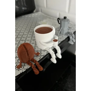 Kahve Temalı Biblo Seti 3 Adet – Moka Pot, Kahve Çekirdeği ve Fincan Masaüstü Süs