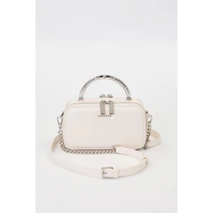 Bej Metal Askı Detay Omuz Çantası