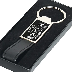 Kişiye Özel Isimli Çelik Anahtarlık Kutulu Araba Araç Marka ve Plaka Baskılı