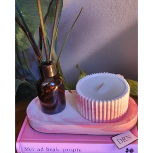 Dekoratif Tabakta 2'li Set, Tarçın Kokulu Ahşap Fitili Mum ve Oda Kokusu