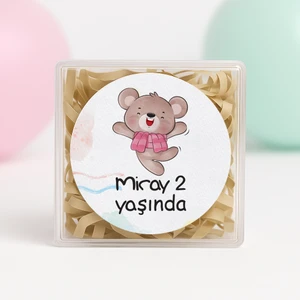 Repro Design Kişiye Özel Sevimli Ayıcık Temalı Doğum Günü Temalı Baskılı Yapışkanlı Etiket 4 Cm Yuvarlak 24 Adet