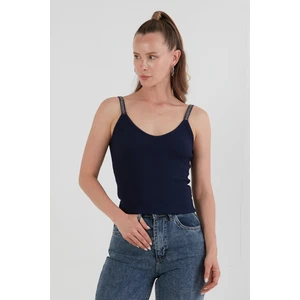 Fitilli Askıları Taş Detaylı V Yaka Bluz