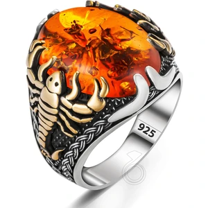 925 Ayar Gümüş Kehribar Taşlı Akrep Figürlü Oval Erkek Yüzük