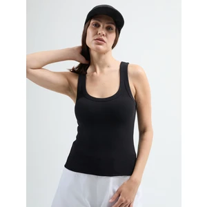 Cuello 82004 Dar Kesim Siyah Kadın U Yaka Basic Atlet