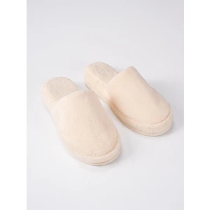 Ender Home DreamSoft Lüks Kadife Ev Terliği – Kaymaz Kalın Taban