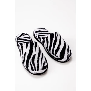 Ender Home Wild Spirit Banyo Ve Ev Terliği – %100 Pamuk Havlu Kaymaz Kalın Taban  , Yüksek Su Emicilik