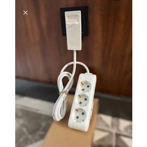 3’lü Uzatma Kablosu Priz 1.5m – Ince Fişli, Çocuk Korumalı, Dar Alanlar ve Beyaz Eşya Arkası Için