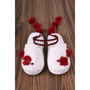 1014 Vişne Sarkan Küpeli Taç ve Terlik