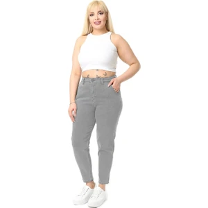 Mom Fit Jean Büyük Beden Yüksek Bel Carrot Kesim Dar Paça Pileli Esnek Kot Pantolon C600