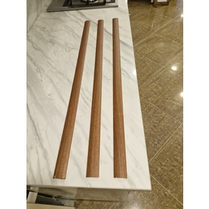 Parke Eşik Çıtası Kendinden Silikonlu Yapışkanlı Koyu Ceviz Renkli Alüminyum Profil 90 Cm/3 Adet.