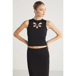 Arlanda Kadın Pencere Detaylı Kolsuz Bisiklet Yaka Crop Siyah Bluz