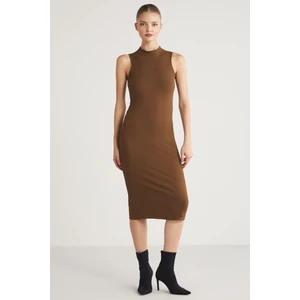 PANNI Kadın Bisiklet Yaka Kolsuz Slim Fit Midi Kahverengi Elbise