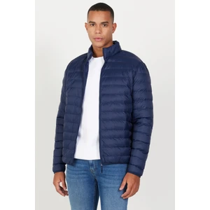 Standart Fit Normal Kesim Dik Yaka Mont