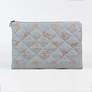 Baby Kangaroo Tavşan Desenli  Kapitoneli Bilgisayar Çantası,  13-14-15 İnç Laptop Kılıfı –  Suya Dayanıklı Kapitoneli Laptop Kılıfı,  Hafif ve Şık El Çantası Tipi Bilgisayar Kılıfı,