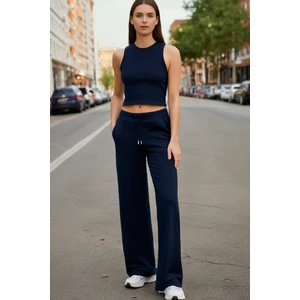 Pamuklu Kadın Eşofman Altı Yüksek Bel Lacivert Flare Fit Geniş Paça Ipli Cepli Esnek Yumuşak Likra