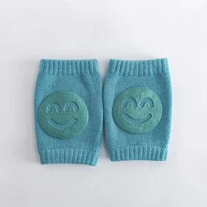 Luna Design Smiley Desenli Yumuşak Dayanıklı Emekleme Dizliği 0- 1 Yaş Bebekler Için Diz Koruyucu Set (1 Çift)