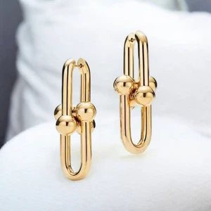 Kadınlar Için Gold Renk Çelik Küpe