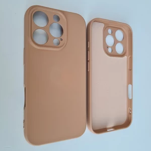 Apple iPhone 16 Pro Max (6.9inç) İle Uyumlu Logosuz Kamera Korumalı Içi Kadife Lansman Silikon Kılıf