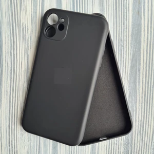 Pirok Store İphone 11 İle Uyumlu Kamera Korumalı  Logosuz Lansman İçi Kadife Esnek Silikon Kılıf