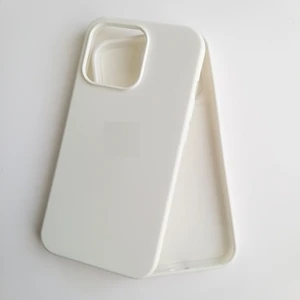 Pirok Store Apple iPhone 13 Pro 6.1 Uyumlu LOGOSUZ Lansman Içi Kadife Silikon Kılıf Beyaz