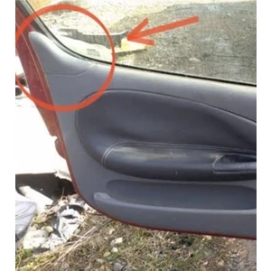 Renault Megane 1 Coupe Kapı Iç Köşe Bakalit