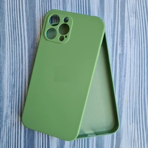 Pirok Store İphone 12 Promax İle Uyumlu LOGOSUZ  Kamera Korumalı Lansman İçi Kadife Esnek Silikon  Kılıf