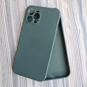 Pirok Store İphone 12 Promax İle Uyumlu  LOGOSUZ Kamera Korumalı Lansman İçi Kadife Esnek Silikon  Kılıf