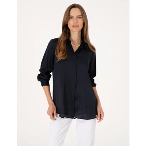 Pierre Cardin Kadın Lacivert Comfort Fit Saten Uzun Kollu Gömlek 50313588-VR033