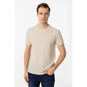 Bej Slim Fit Armürlü Bisiklet Yaka Tişört
