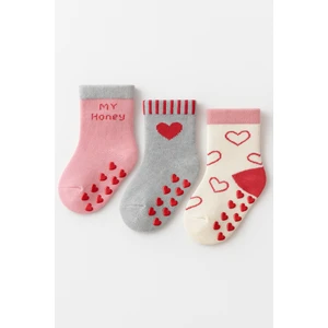 Kız Bebek Kalpli 3'lü Havlu Soket Çorap