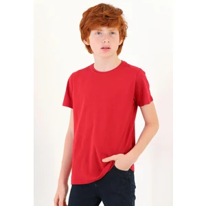 Bisiklet Yaka Kırmızı Renk Erkek Çocuk Tshirt