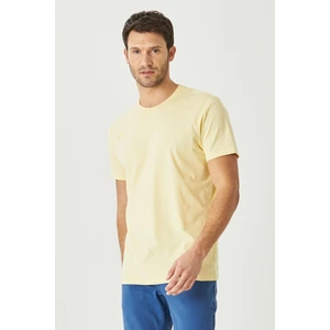 Altınyıldız Classics Erkek Sarı %100 Pamuk Slim Fit Dar Kesim Bisiklet Yaka Tişört