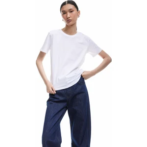 Pamuklu Regular Fit Kısa Kollu Bisiklet Yaka Kadın Basic Tişört